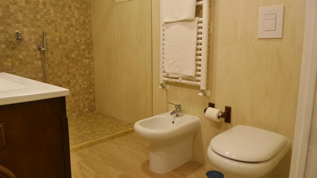Pompei Holiday Rooms エクステリア 写真